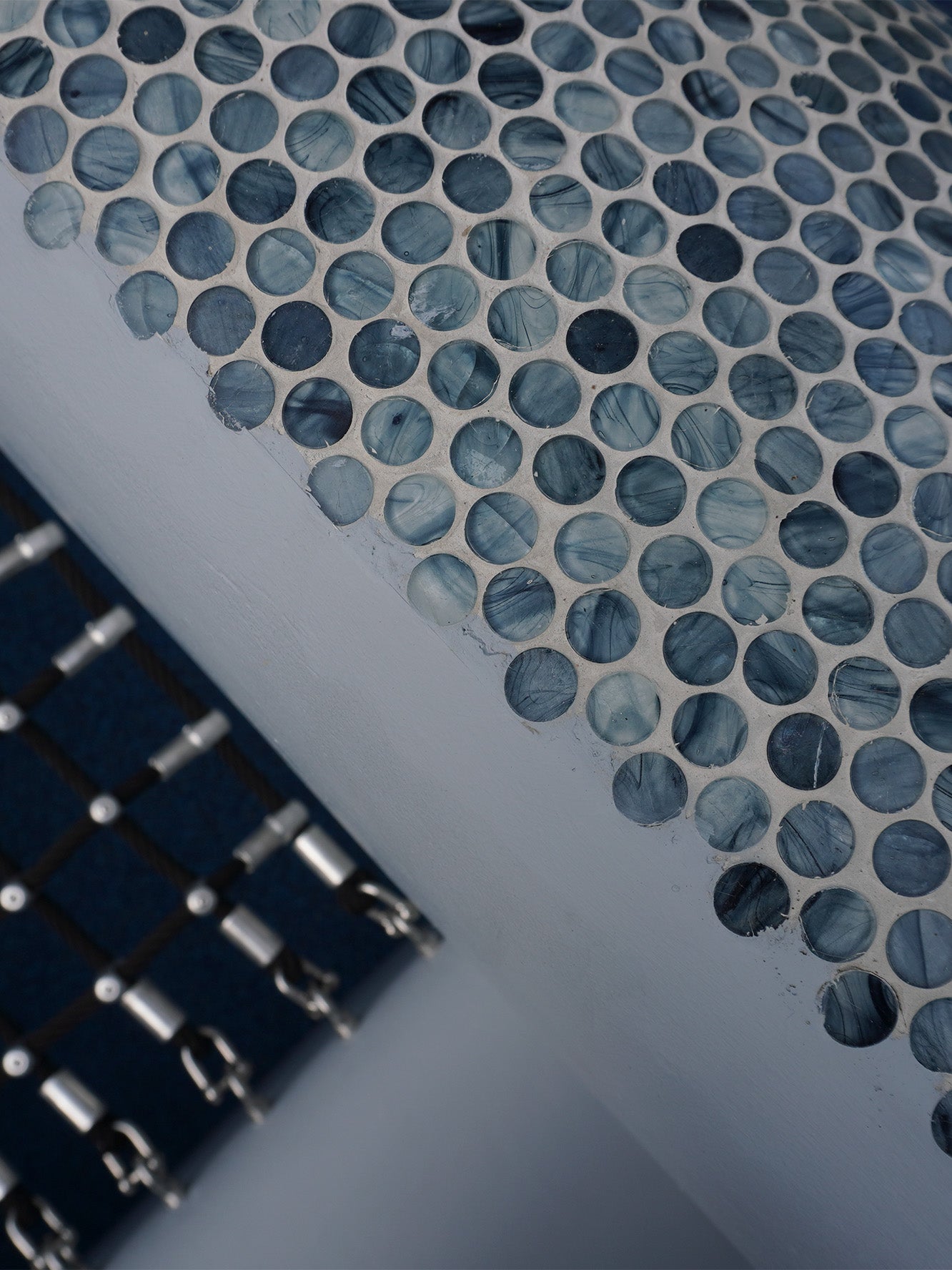 The Whale Playground’s GFRC body is decorated with mosaic tiles, giving it a textured and visually engaging appearance.