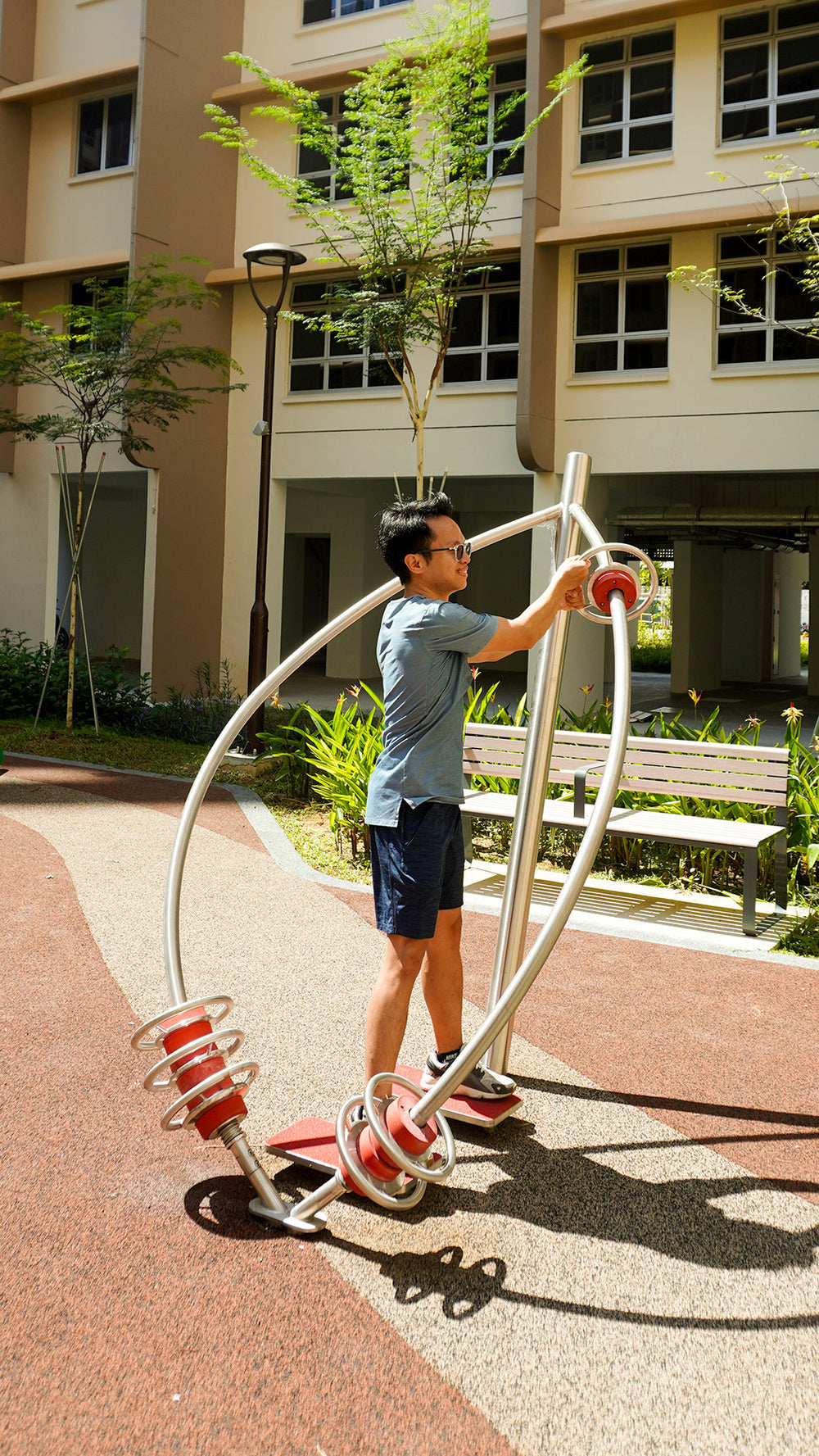 The Stilum rotation trainer will provide a full-body workout, targeting the upper body, lower body, and core.
