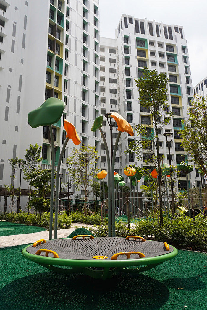 Tengah Parc Clover features Unity RockR, an inclusive play equipment which enables up to six children to play together.