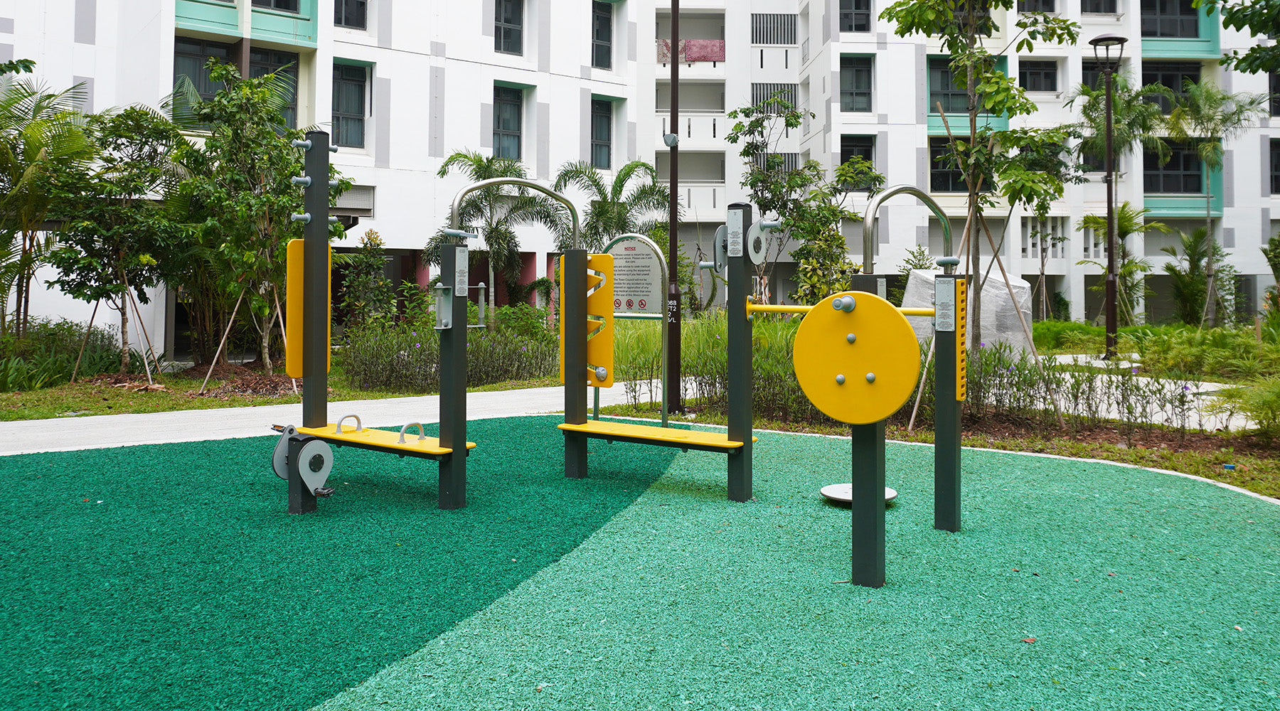 Tengah Parc Clover features Galopin elderly fitness equipment promoting safe active living and improving mobility.