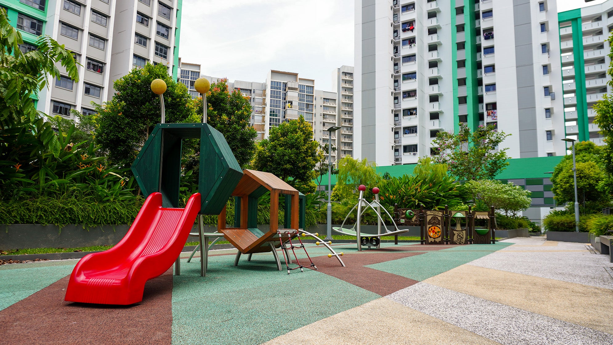 Stilum playground equipment designed to enhance children's motor skills and curiosity through engaging, interactive play.