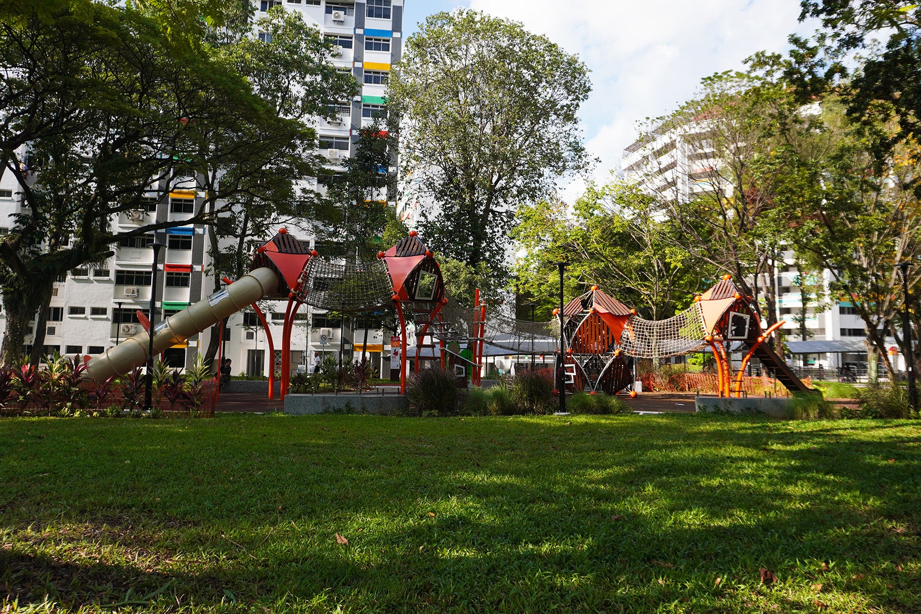 Tampines North Park features Berliner treehouses with rope tunnels for elevated and adventurous play experiences.