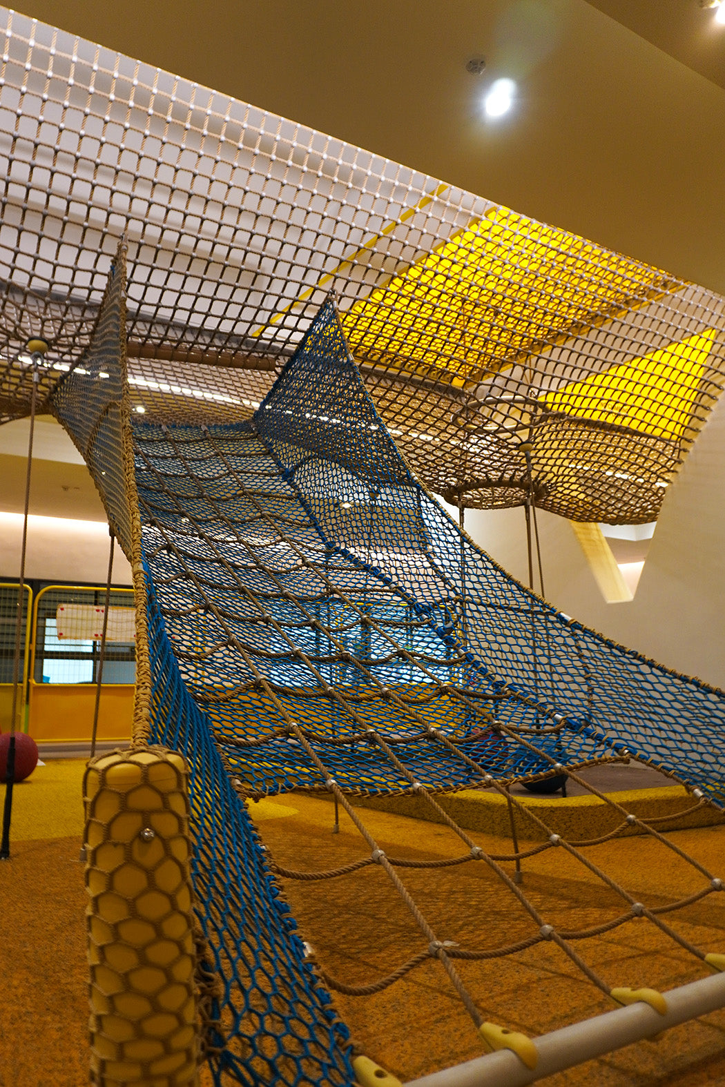 Parc Residences @ Tengah Social Hub features multiple rope climbing entrances that encourage exploration and active play.