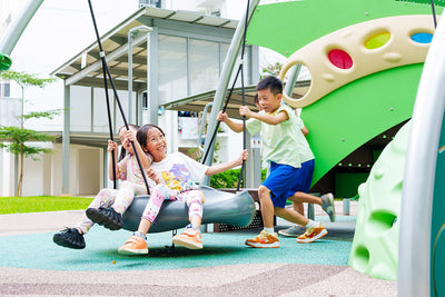 ishun Glen playground swing set designed for multiple children to enjoy shared fun and social play.